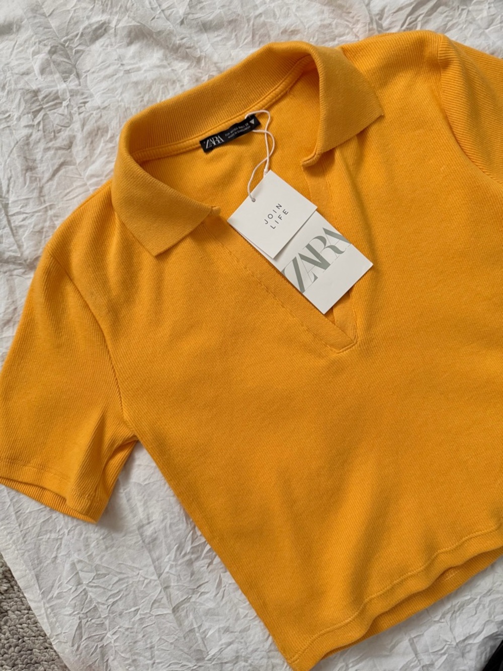 NWT Zara - Women's Short Sleeve V‑Neck Polo Crop Top - Yellow - Picture 11 of 16